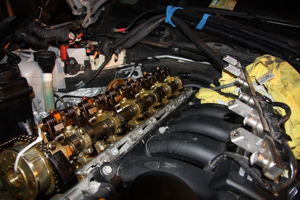 Engine Camshaft Wheel Removal Tool Vanos Adjuster Socket oil pump disassembly 