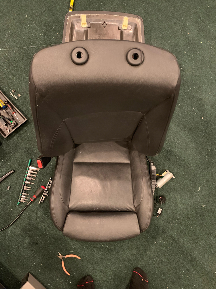 E90 Rear Seat Removal - BMW 3-Series (E90 E92) Forum