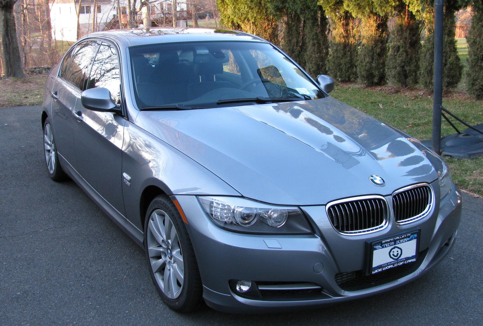 Name:  BMW335ixdrive.jpg
Views: 5527
Size:  300.9 KB