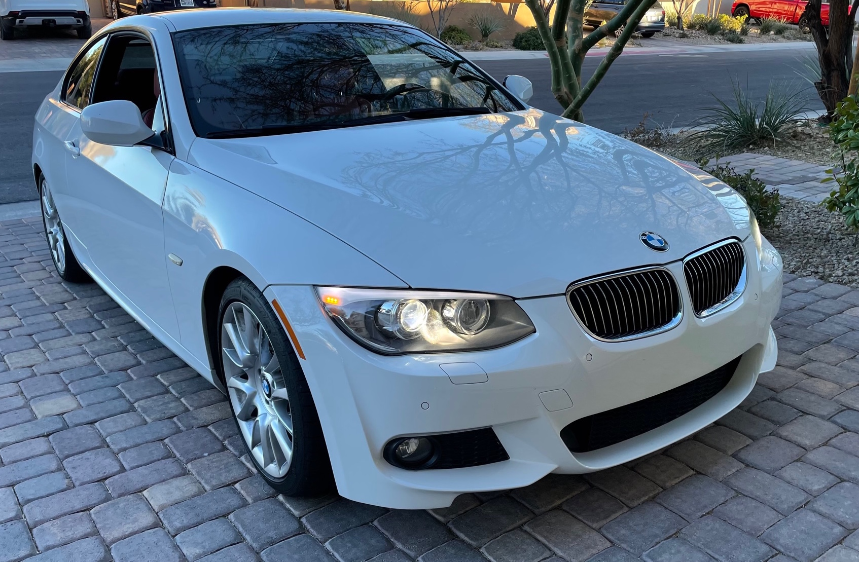 Name:  E92-front-rightside.jpg
Views: 445
Size:  718.1 KB