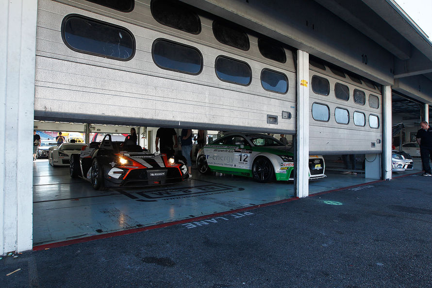 Name:  TunerGP-High-Performance-Days-2012-Hockenheimring-13-fotoshowImage-a4ae8987-599915.jpg
Views: 6992
Size:  132.2 KB