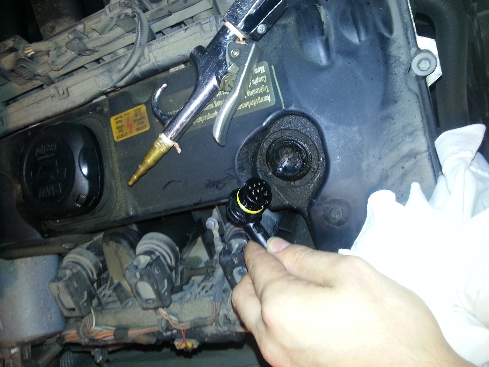 Name:  eccentric shaft sensor fix AFTER.jpg
Views: 10432
Size:  449.7 KB