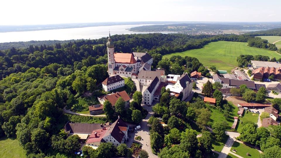 Name:  Kloster Andrechs11406952_10153334956172383_5282984285131791715_n.jpg
Views: 18366
Size:  101.7 KB