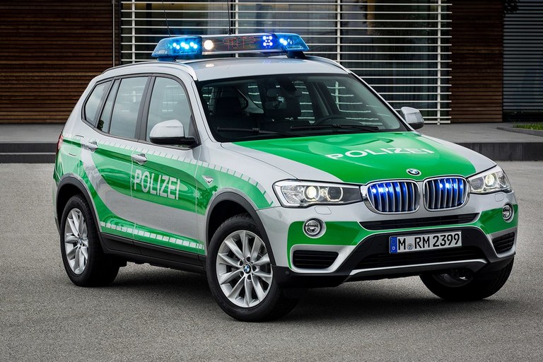 Name:  polizei x3.jpg
Views: 6483
Size:  138.9 KB