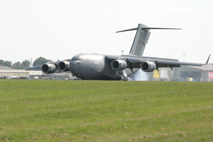 Name:  C-17A_RIAT2005_011_800.jpg
Views: 200
Size:  36.3 KB