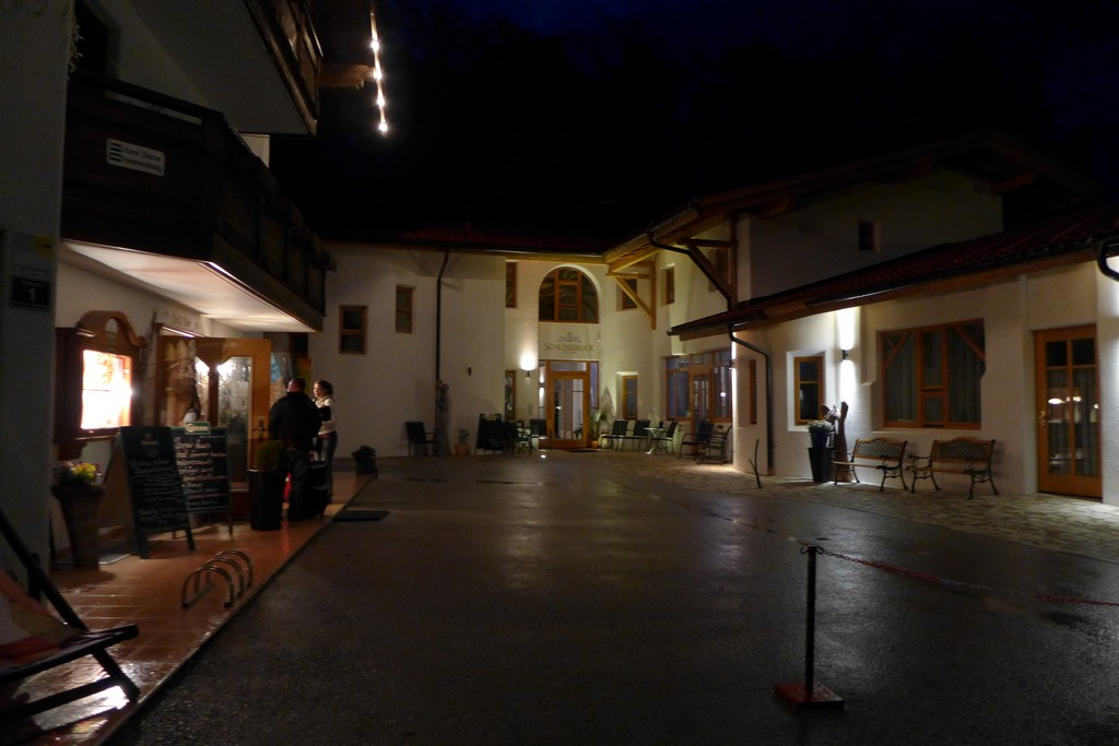 Name:  SchlossBlick Hotel near Kufstein, AustriaP1000934.jpg
Views: 13349
Size:  140.4 KB