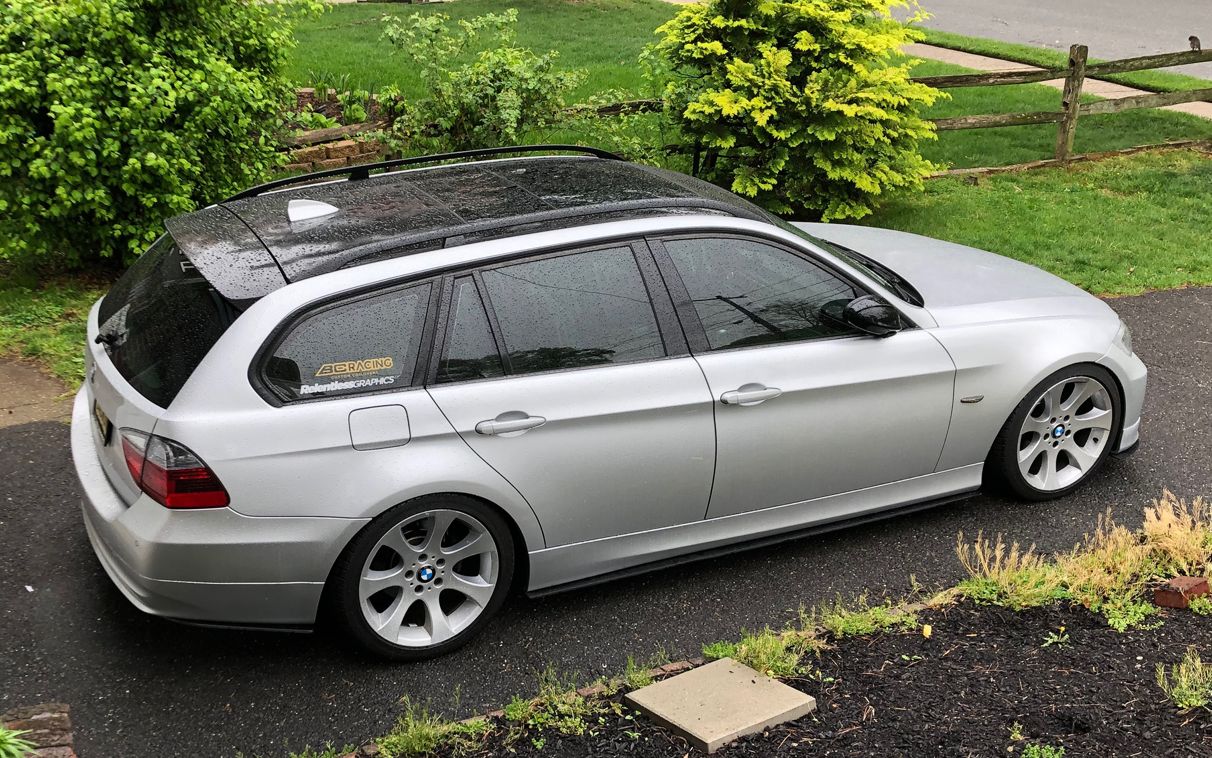 Name:  E91_RoofWrap_10.jpg
Views: 1421
Size:  2.98 MB