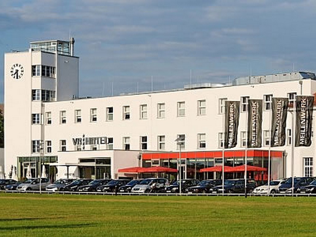 Name:  v8-hotel-im-meilenwerk-stuttgart-boeblingen-8.jpg
Views: 7377
Size:  148.2 KB