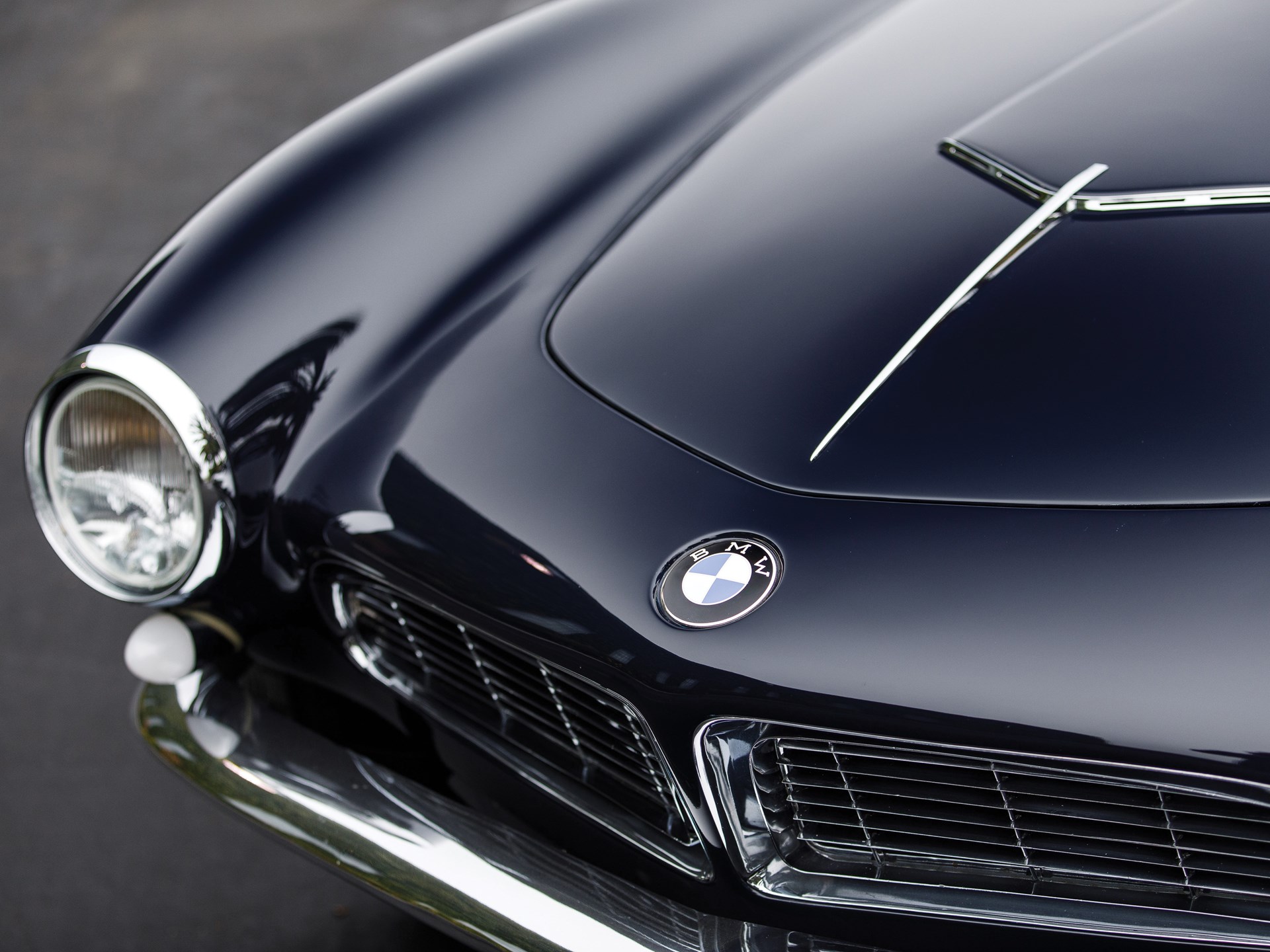 Name:  1958 BMW 507 Roadster S2 70157 RM Arizona 2019-05.jpg
Views: 3604
Size:  349.0 KB