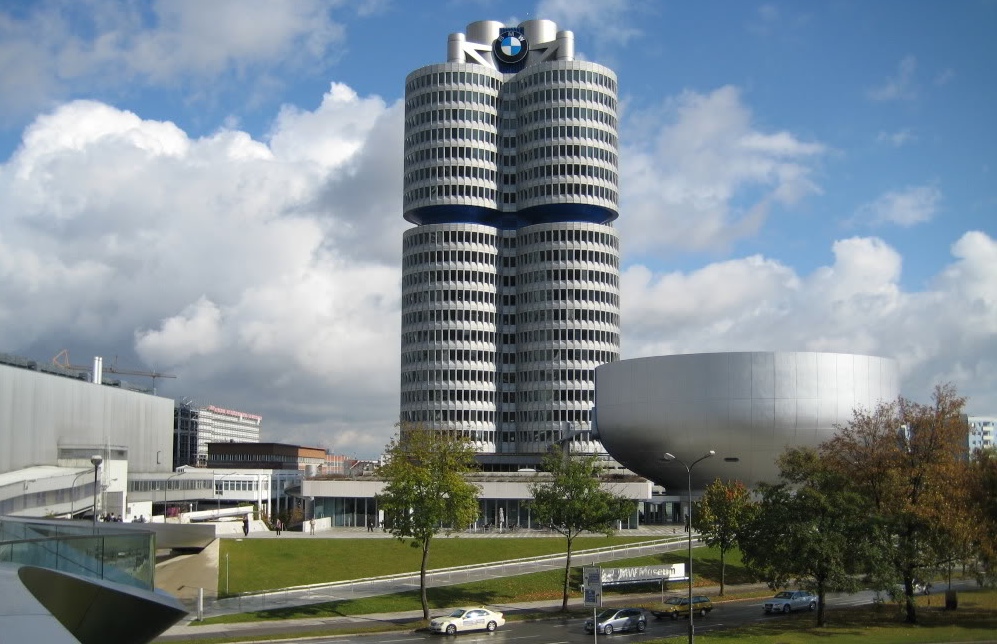 Name:  bmwmuseum31.jpg
Views: 6837
Size:  251.5 KB