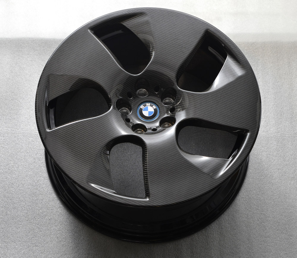 Name:  bmw-carbonfiber-wheel2.jpg
Views: 20652
Size:  258.0 KB