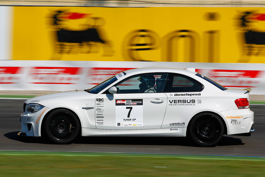 Name:  BMW-1er-M-Coup-TunerGP-2012-High-Performance-Days-2012-Hockenheimring-19-fotoshowImageNew-40a1b4.jpg
Views: 2497
Size:  92.1 KB