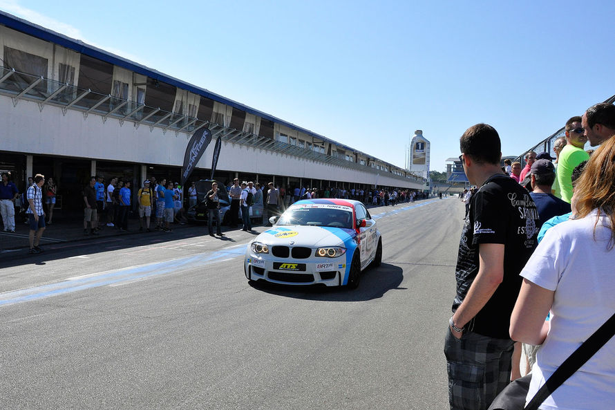 Name:  TunerGP-High-Performance-Days-2012-Hockenheimring-13-fotoshowImage-972b5624-599856.jpg
Views: 6916
Size:  115.7 KB