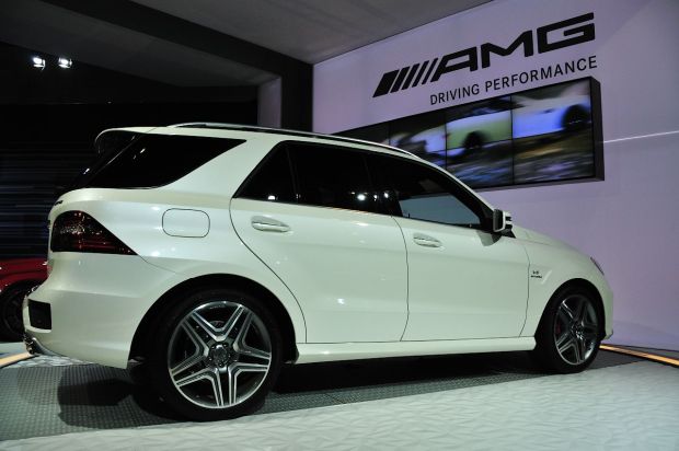 Name:  2012-mercedes-benz-ml63-amg-la-auto-side-profile.jpg
Views: 4600
Size:  37.0 KB