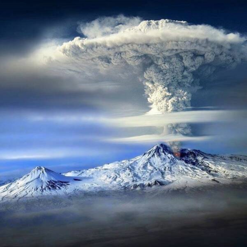Name:  Volcano..jpg
Views: 549
Size:  402.8 KB