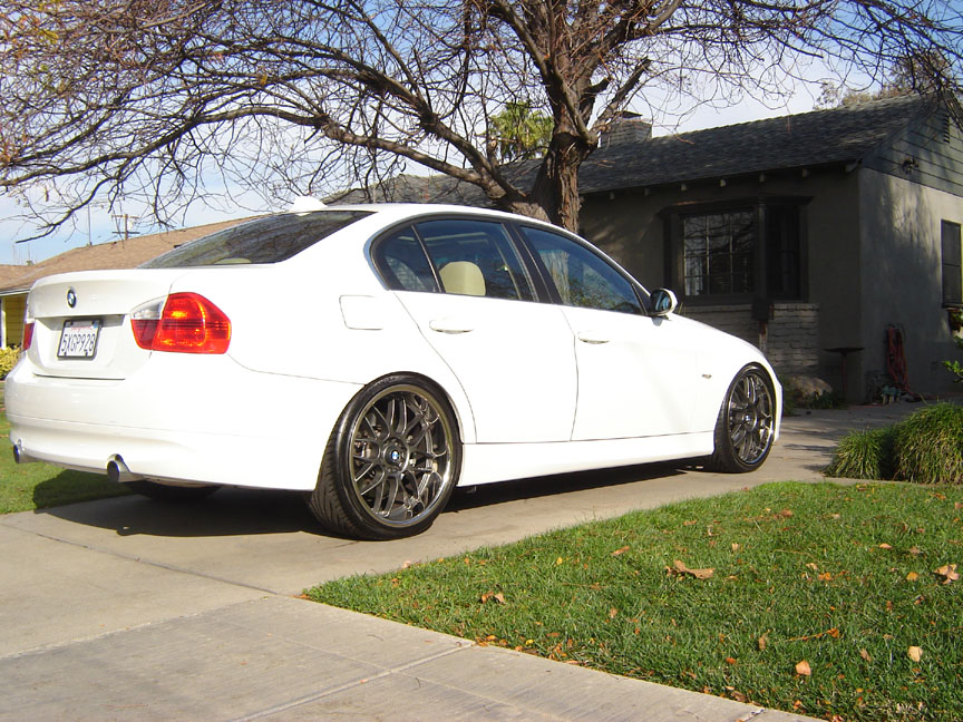 Name:  BMW335I_passsiderearsmall.jpg
Views: 2176
Size:  211.2 KB