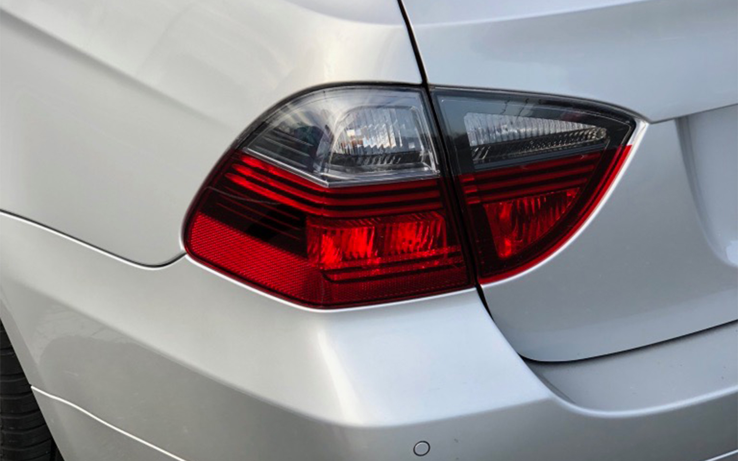 Name:  E91_BlacklineTailLights_02.jpg
Views: 1244
Size:  407.7 KB