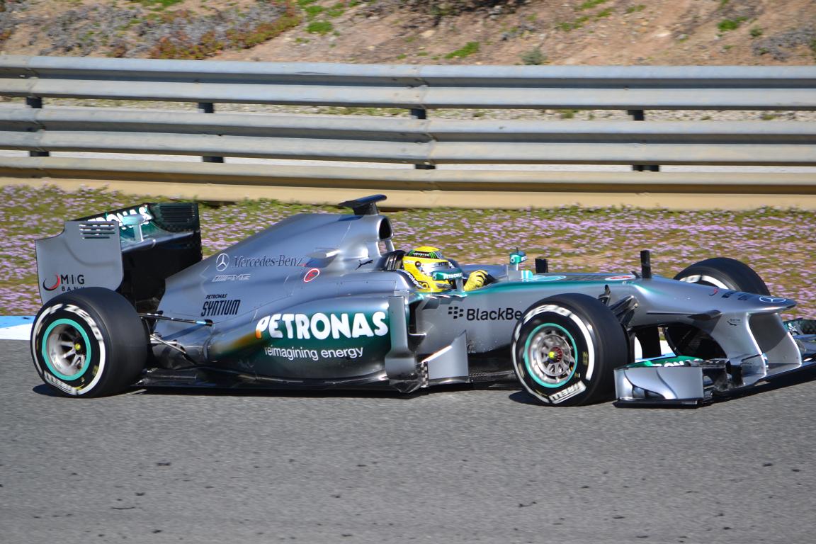 Name:  F1 Testing 2013 142 - Copy.JPG
Views: 1421
Size:  193.8 KB