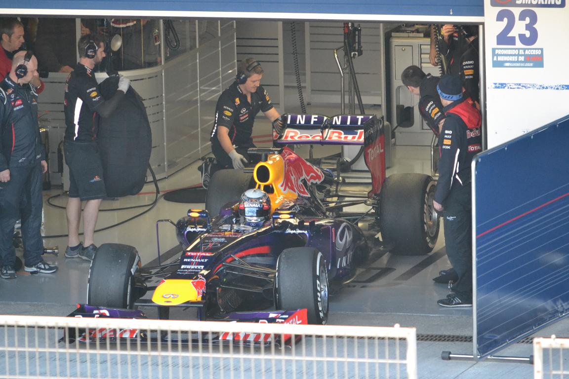 Name:  F1 Testing 2013 164 - Copy.JPG
Views: 1412
Size:  176.7 KB