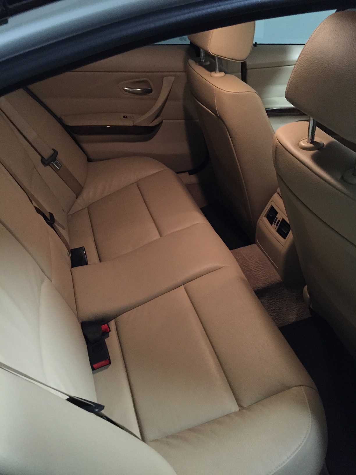 Name:  interior-rear.jpg
Views: 567
Size:  480.5 KB