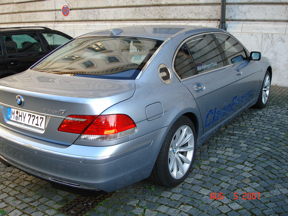 Name:  BMW Hydrogen7.jpg
Views: 2304
Size:  248.3 KB
