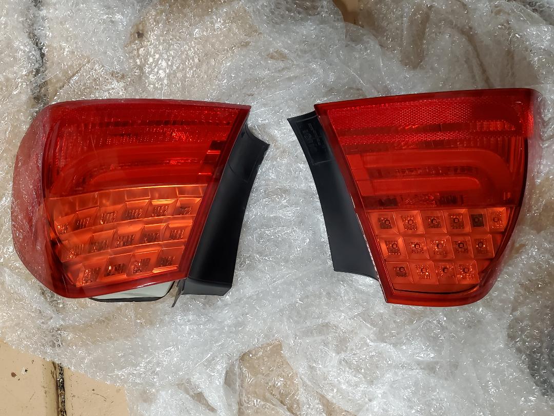 Name:  lci outer tail lights.jpg
Views: 617
Size:  176.1 KB