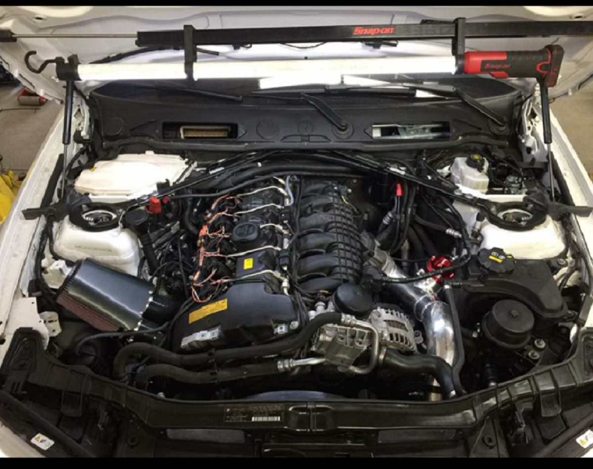 Name:  engine bay.jpg
Views: 746
Size:  267.3 KB