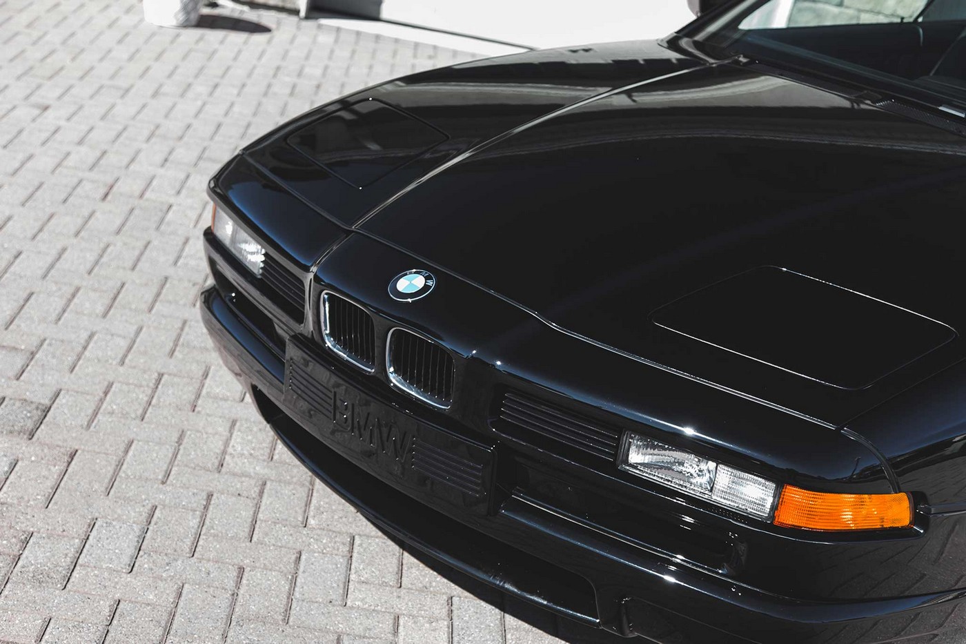 Name:  1994-BMW-850CSi-front-end.jpg
Views: 3874
Size:  248.7 KB