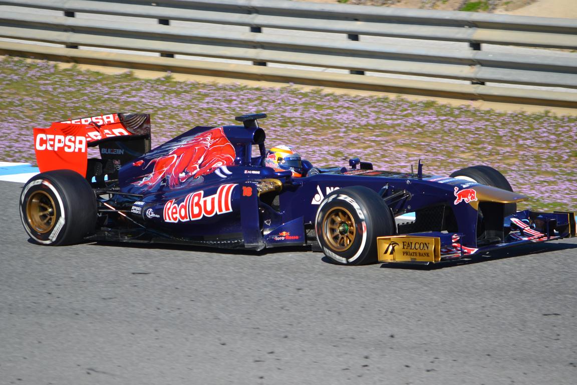 Name:  F1 Testing 2013 196 - Copy.JPG
Views: 1417
Size:  195.7 KB