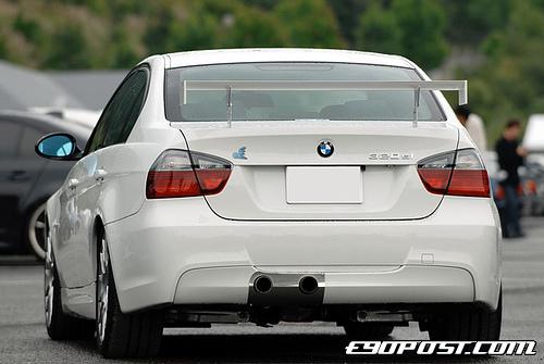 yoshina's 2006 320si - BIMMERPOST Garage